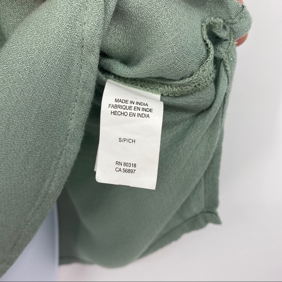 Lucky Brand 🍀 Green Solid Short Sleeve Top S - Picture 9 of 9